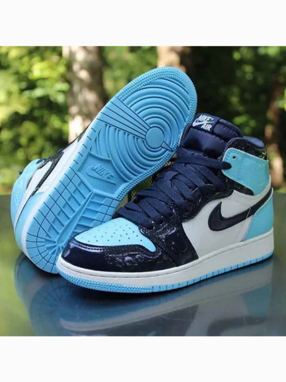 Nike Air Jordan 1 Retro High OC Blue Chill Patent Navy Women's 8.5 US 40 EUR UNC